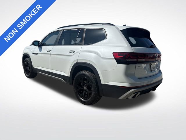 Used 2024 Volkswagen Atlas Peak Edition SEL image 7