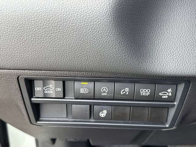 Used 2024 Toyota Tundra Limited image 25