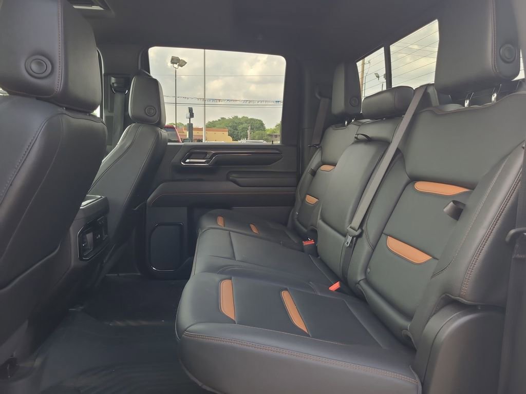 Used 2024 GMC Sierra 2500 AT4 w/ AT4 Premium Plus Package AWD/4WD image 26