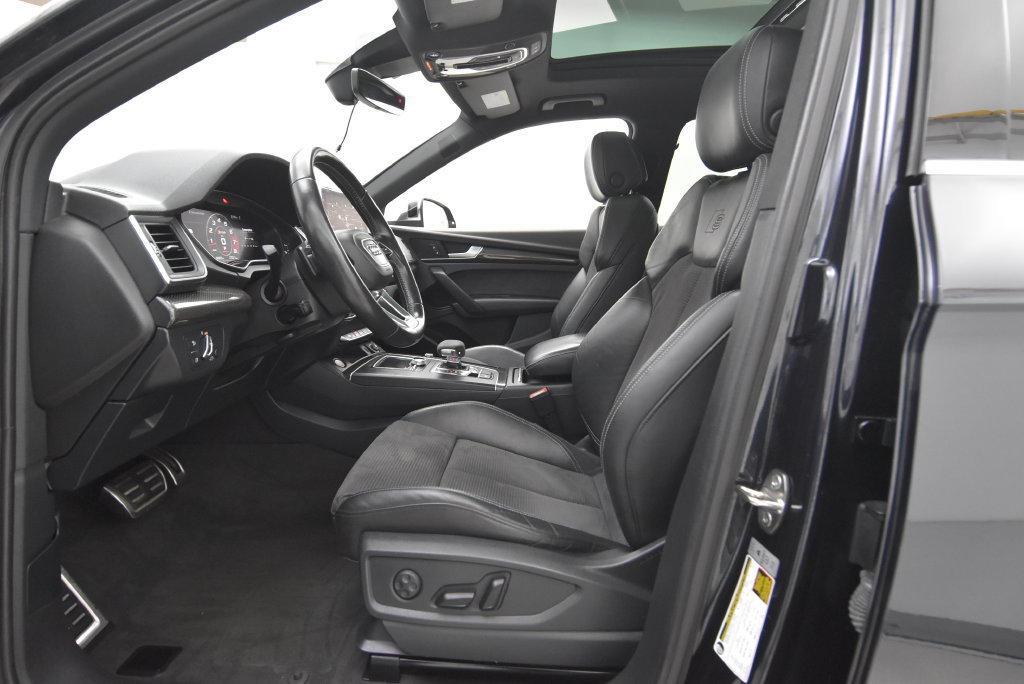Used 2018 Audi SQ5 Premium Plus w/ S Sport Package AWD/4WD image 34