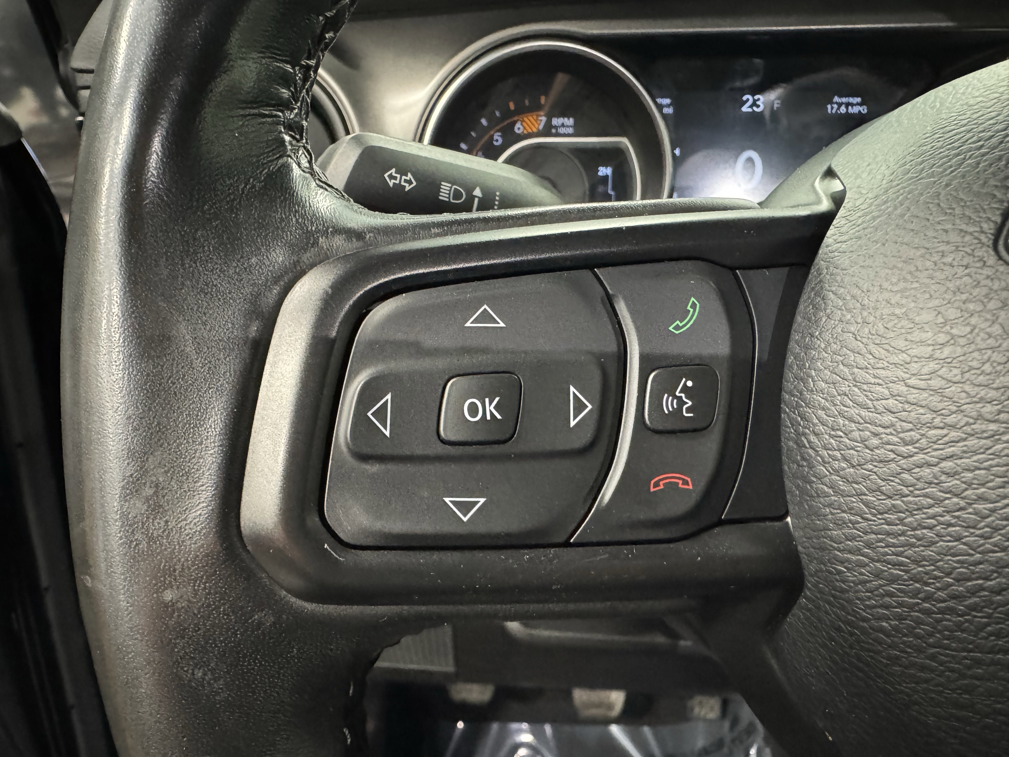 Used 2023 Jeep Wrangler Sport image 13