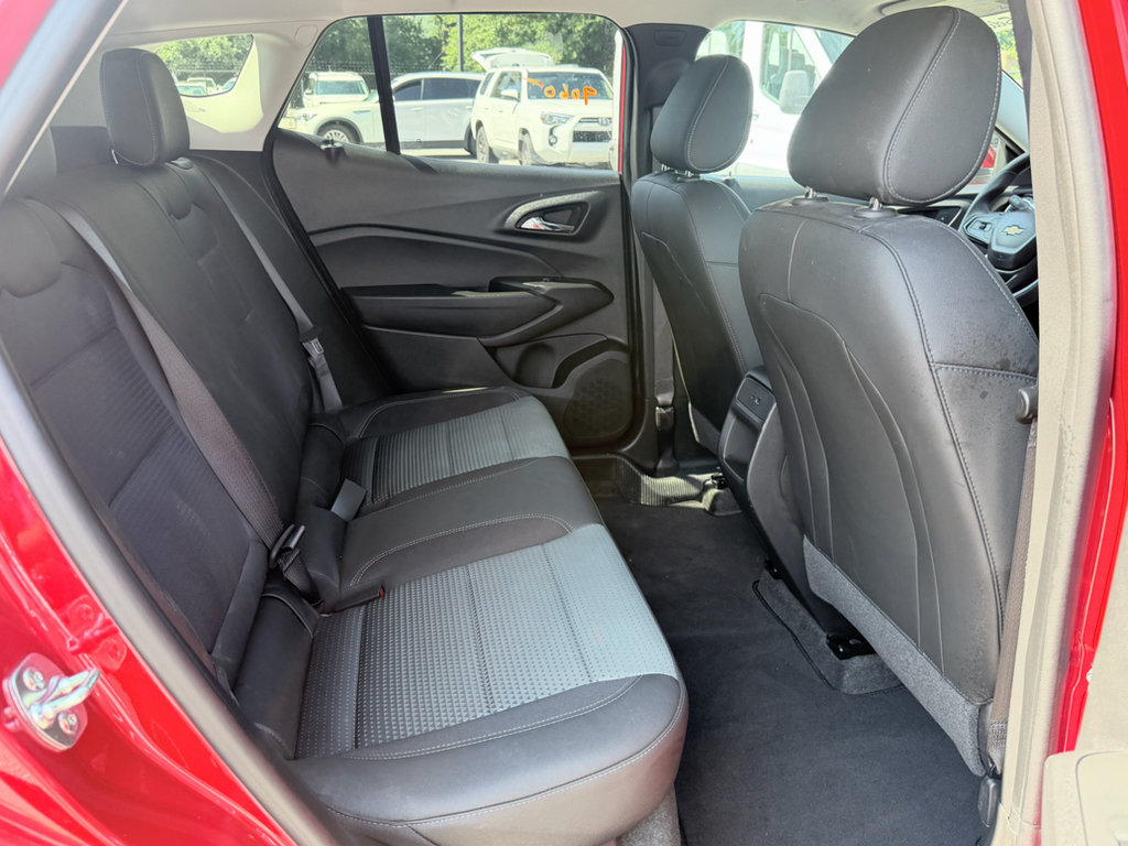 Used 2026 Chevrolet Trax LT FWD image 24