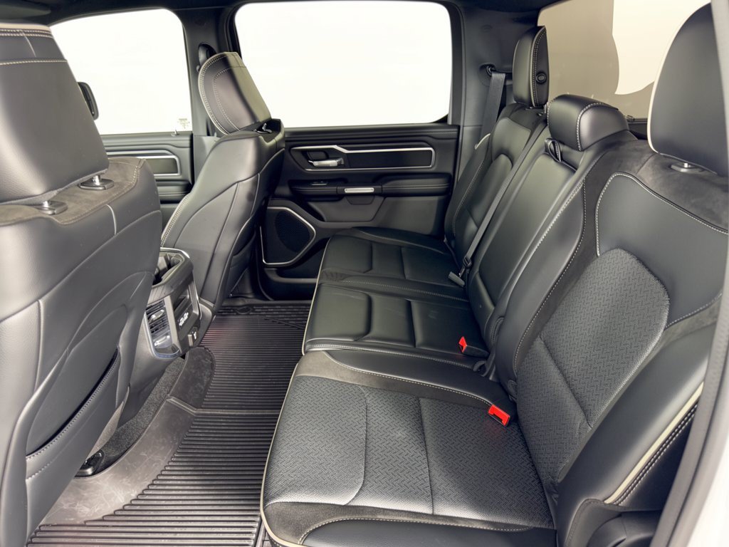 Used 2023 RAM 1500 Laramie AWD/4WD image 25