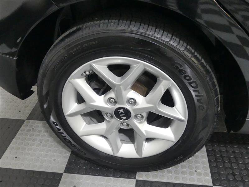 Used 2021 Kia Soul S FWD image 17