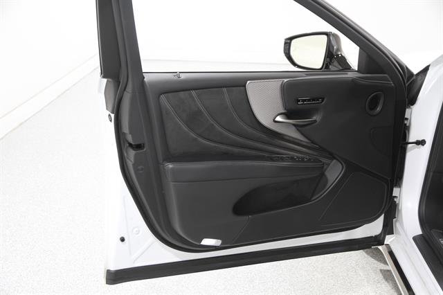 Used 2018 Lexus LS 500 F Sport w/ Accessory Package (Z2) image 4