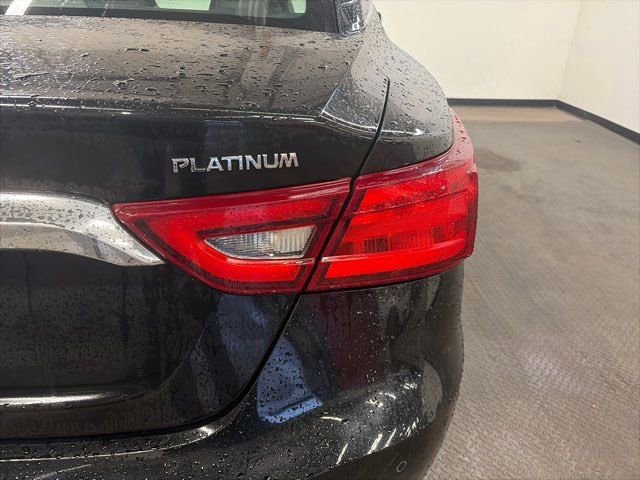 Used 2017 Nissan Maxima Platinum image 10