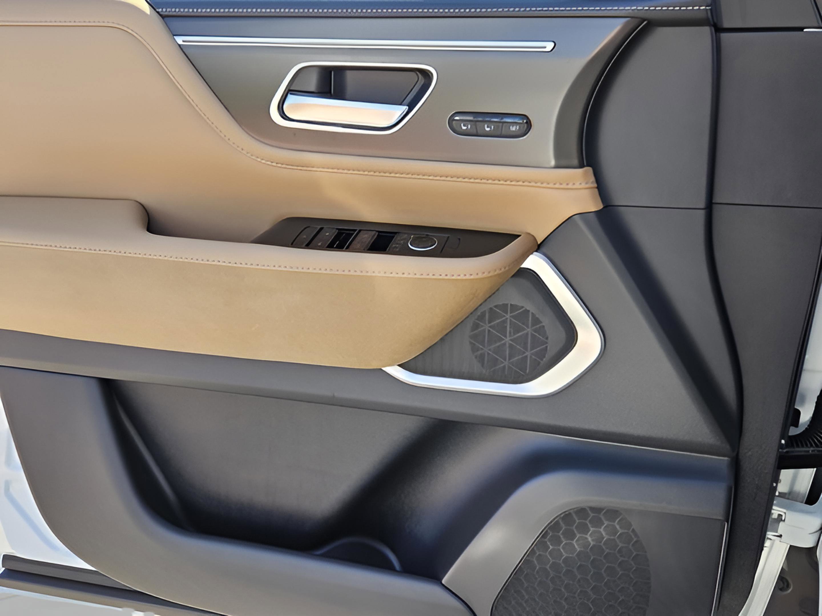 New 2026 INFINITI QX80 Luxe image 20