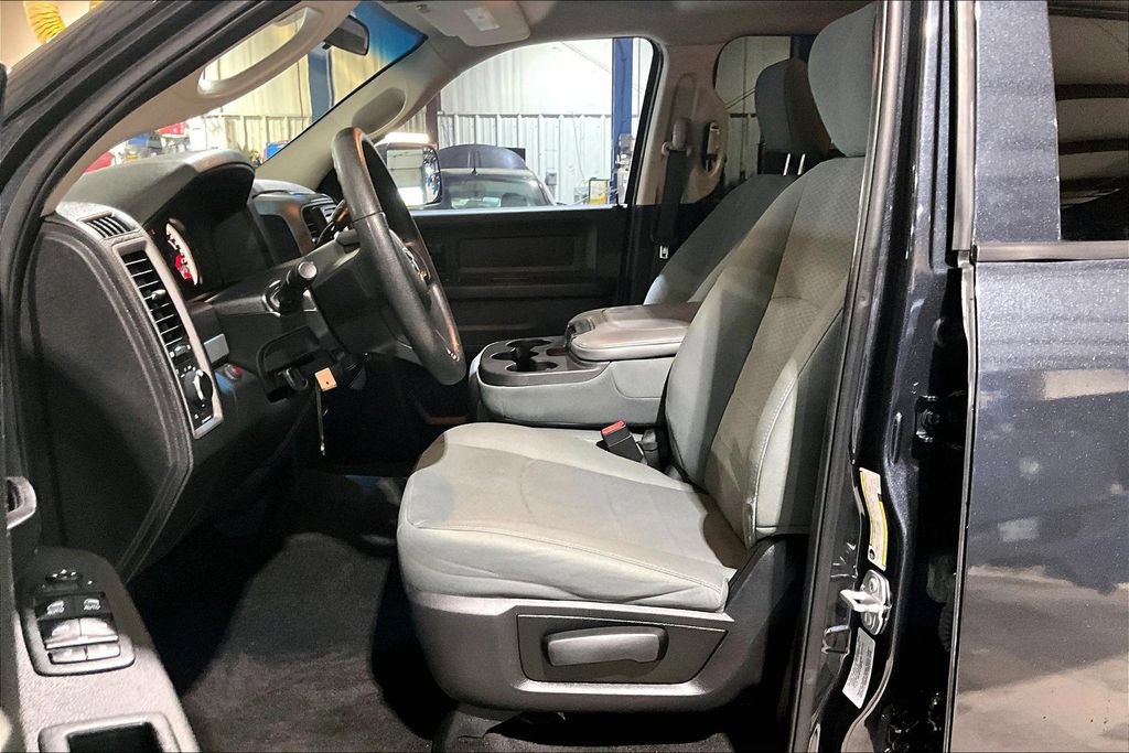 Used 2018 RAM 2500 Tradesman w/ Chrome Appearance Group AWD/4WD image 22