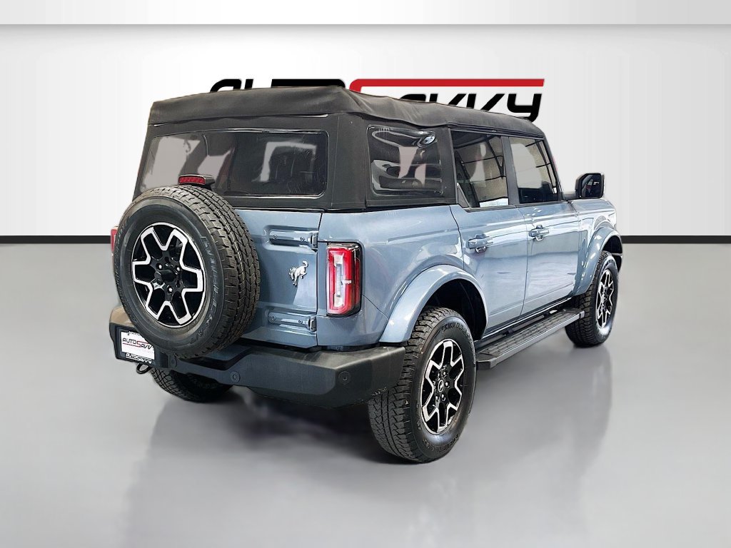 Used 2023 Ford Bronco Outer Banks AWD/4WD image 7