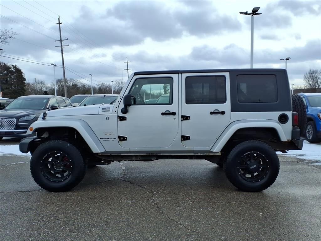 Used 2008 Jeep Wrangler Unlimited Sahara image 8