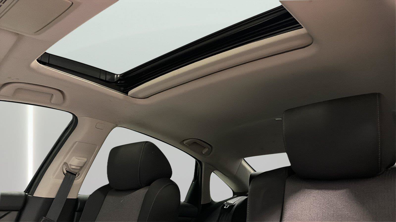 Used 2020 Honda Accord EX image 16