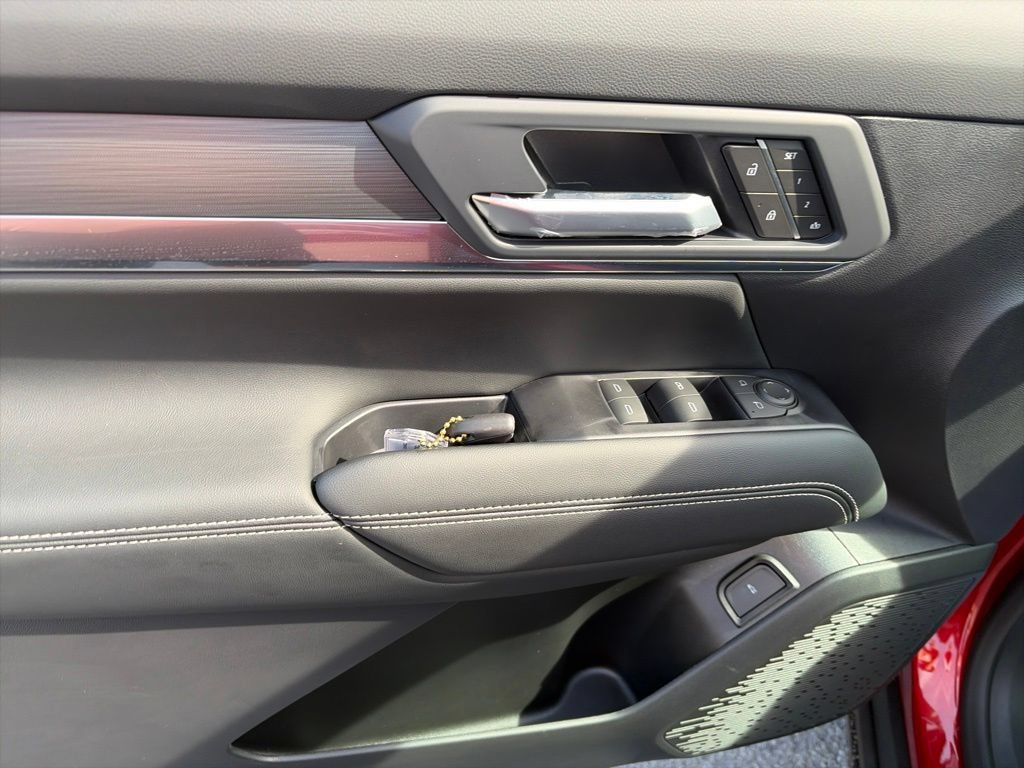 New 2027 GMC Terrain Elevation w/ Elevation Premium Package AWD/4WD image 18
