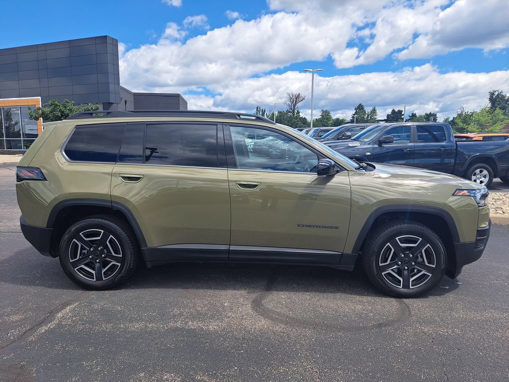 New 2026 Jeep Cherokee Laredo AWD/4WD image 2