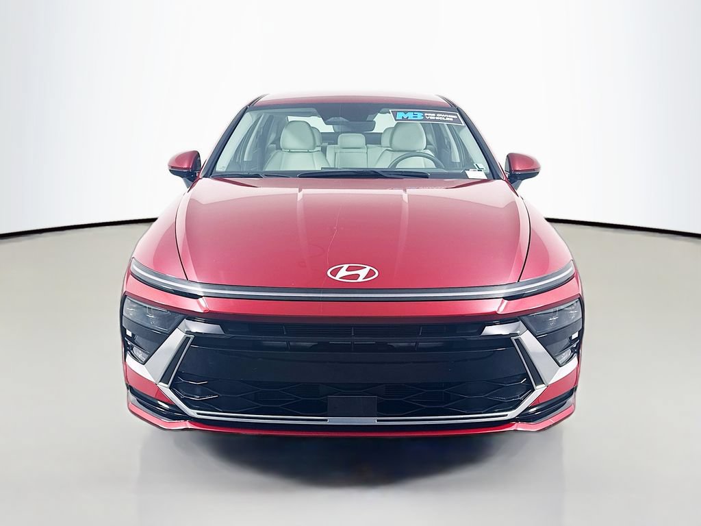 Used 2025 Hyundai Sonata SEL FWD image 2