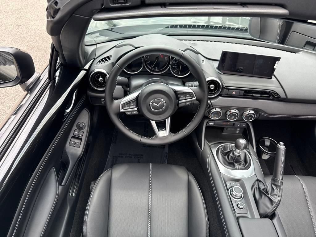 New 2025 MAZDA MX-5 Miata RF Grand Touring image 18