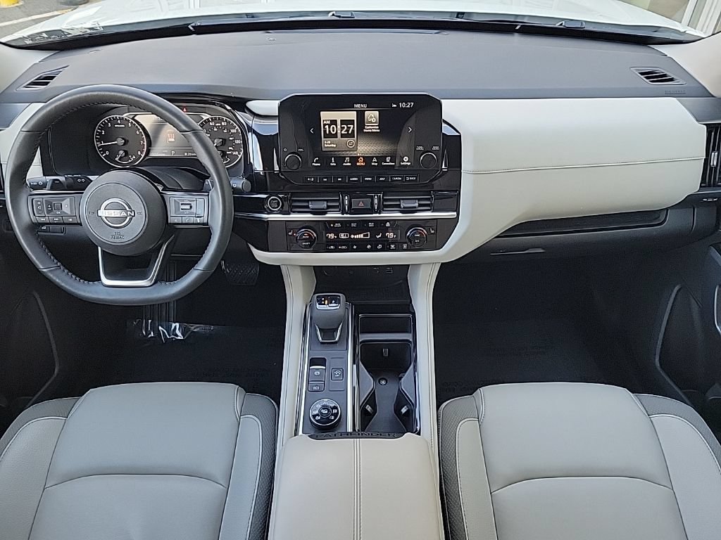 Used 2023 Nissan Pathfinder SL AWD/4WD image 27