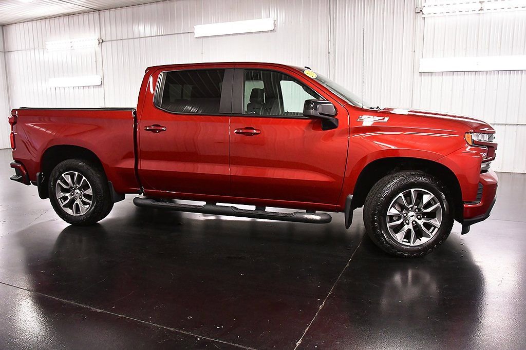 Used 2019 Chevrolet Silverado 1500 RST image 11