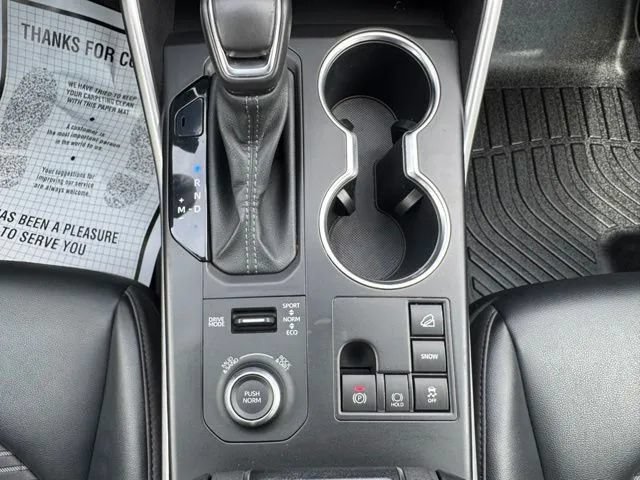 Used 2024 Toyota Highlander XSE AWD/4WD image 26