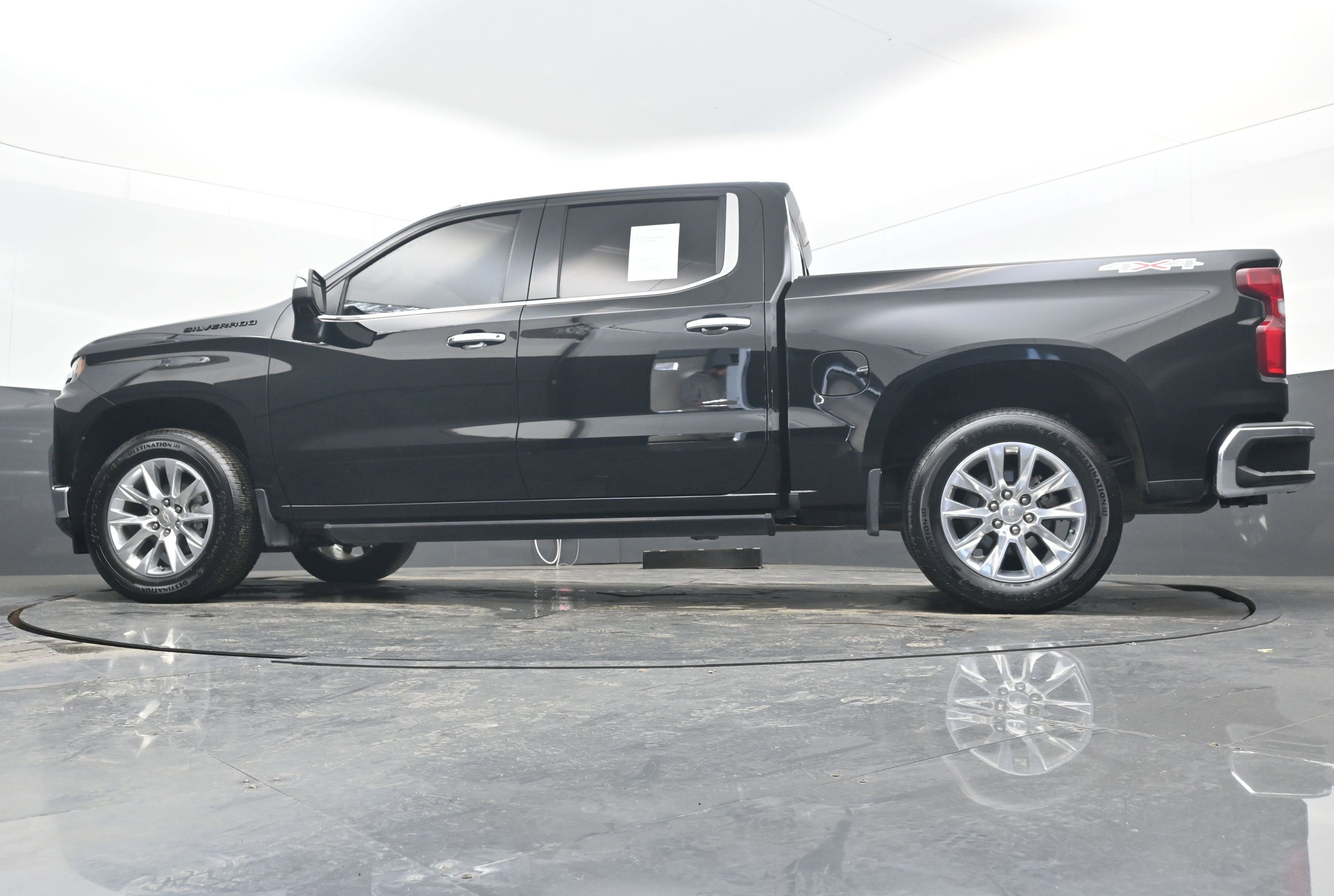 Used 2021 Chevrolet Silverado 1500 LTZ w/ LPO, Dark Essentials Package image 29
