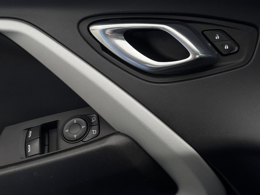 Used 2023 Chevrolet Camaro SS RWD image 23