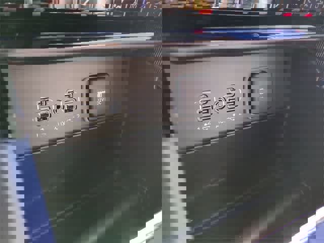 New 2025 Jeep Grand Cherokee Limited image 32