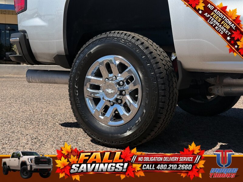Used 2019 Chevrolet Silverado 2500 LT AWD/4WD image 6