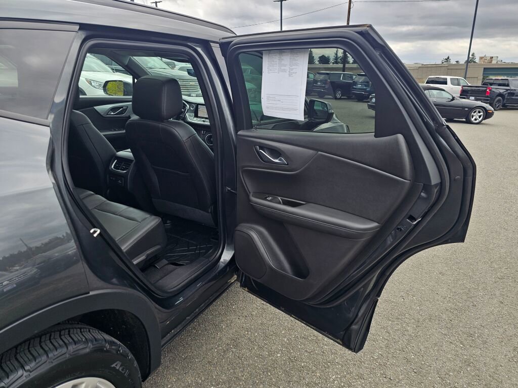 Used 2019 Chevrolet Blazer LT w/ Sun and Wheels Package AWD/4WD image 26