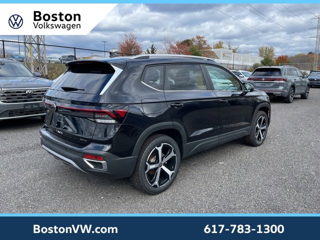 New 2025 Volkswagen Taos SEL image 4