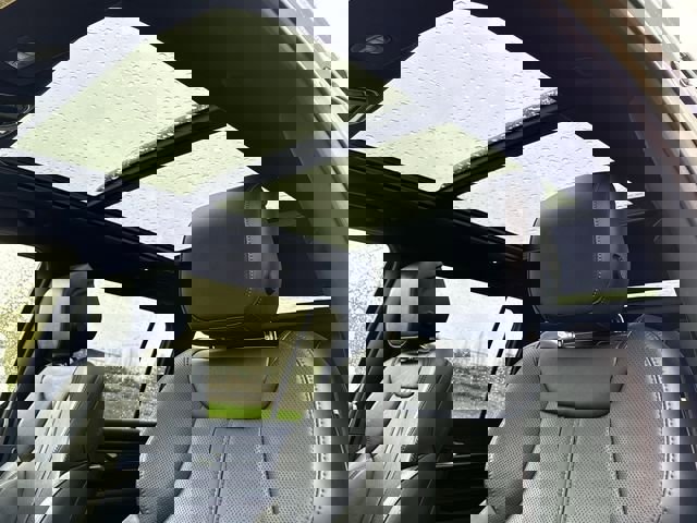 Used 2022 Jeep Wagoneer Series III w/ Premium Group I image 21