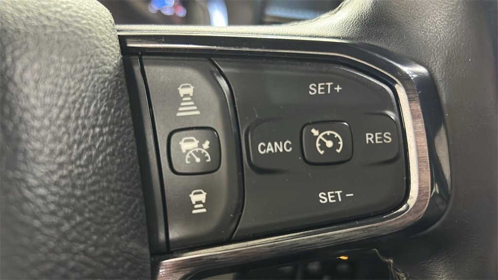 Used 2024 RAM 2500 Limited image 22