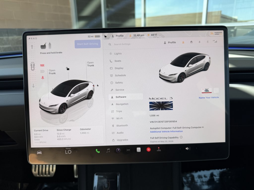 Used 2025 Tesla Model 3 Performance AWD/4WD image 24