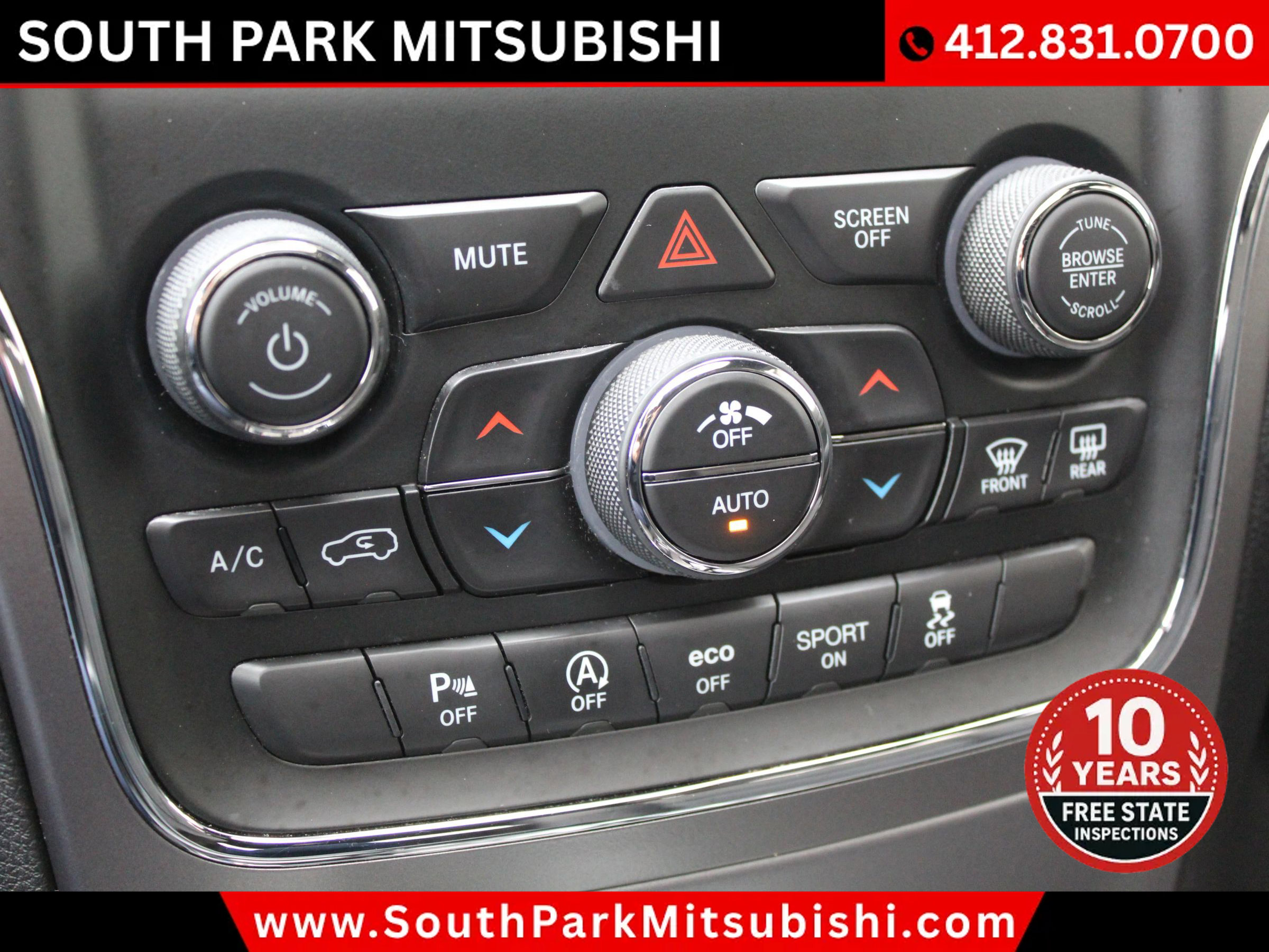 Used 2019 Jeep Grand Cherokee Laredo image 20