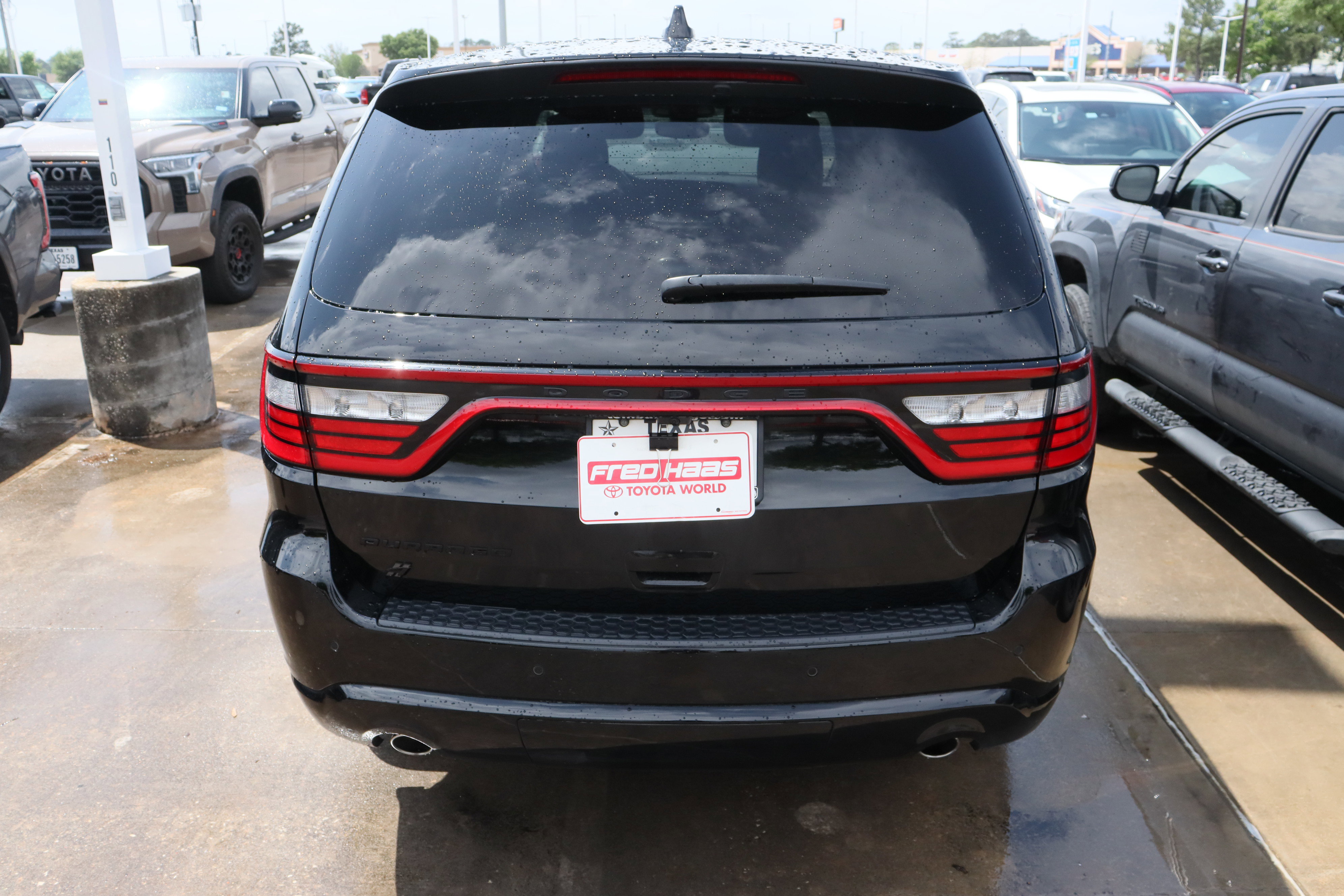 Used 2022 Dodge Durango SXT w/ Blacktop Package image 7