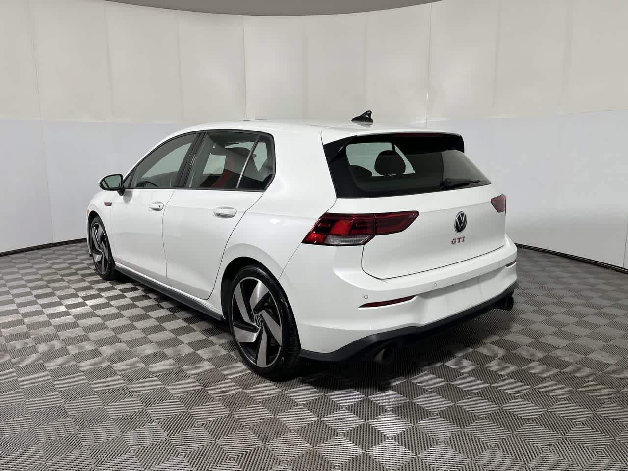 Used 2023 Volkswagen GTI SE FWD image 6