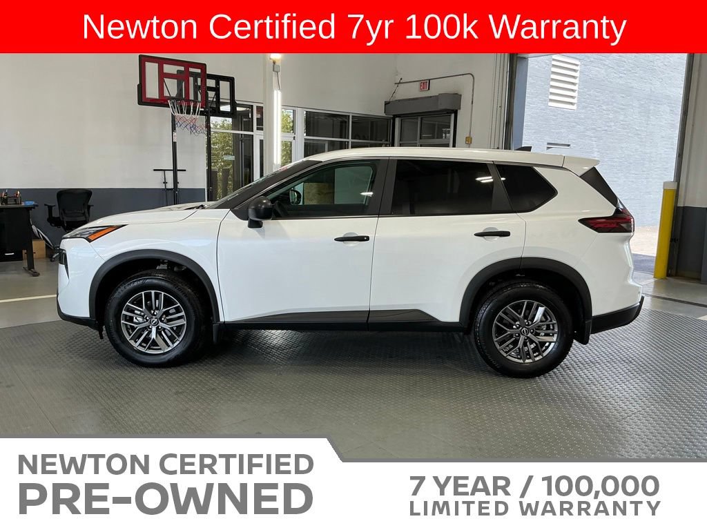 Used 2025 Nissan Rogue S FWD image 20