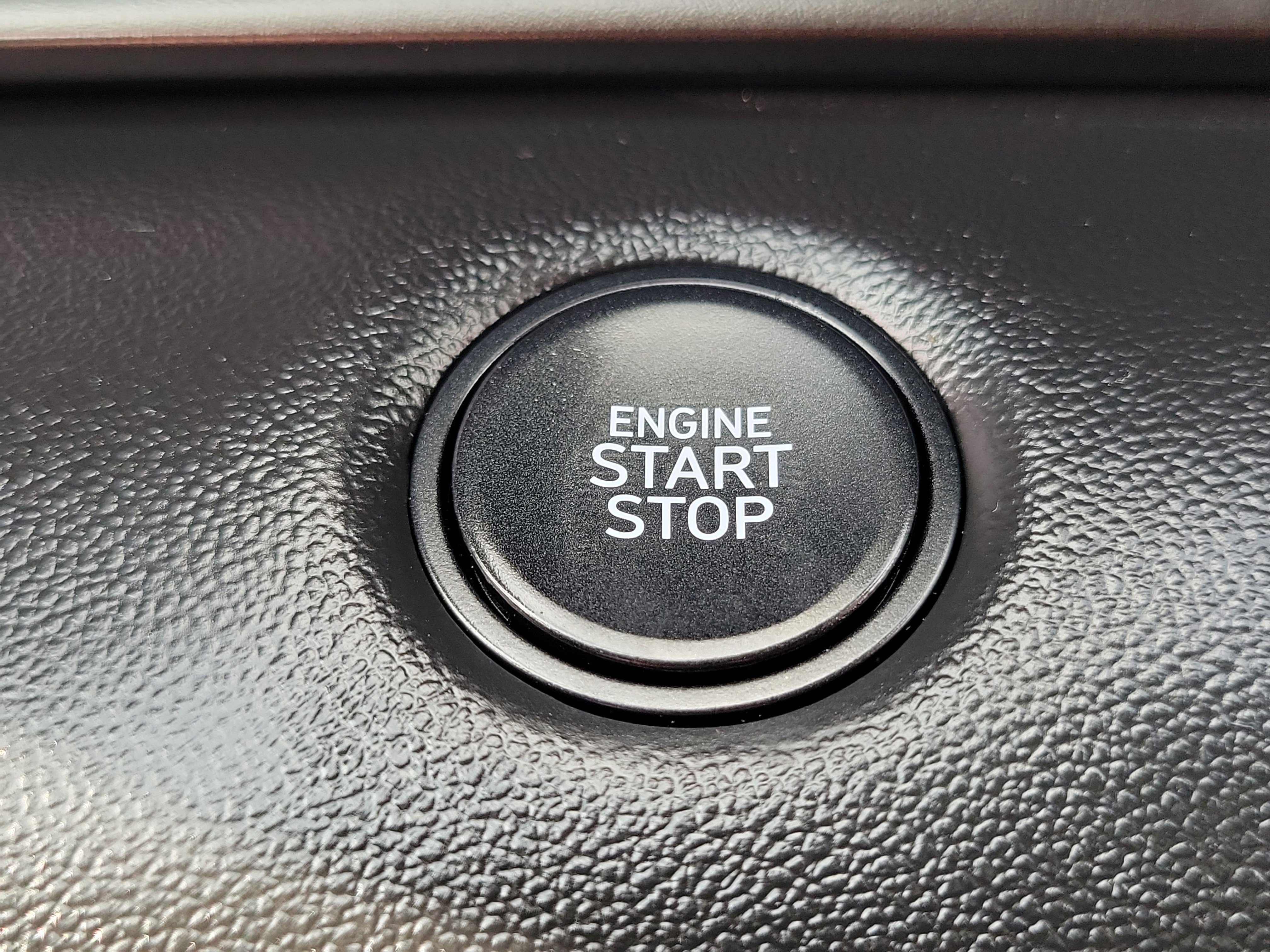 Certified 2025 Hyundai Elantra Sport w/ Cargo Package image 13