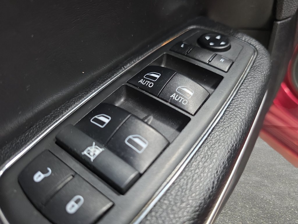 Used 2018 Chrysler 300 Touring w/ Sport Appearance Package RWD image 26