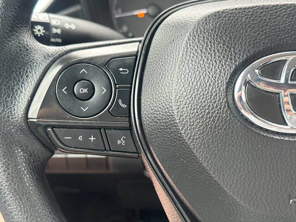 Used 2024 Toyota Corolla LE FWD image 18