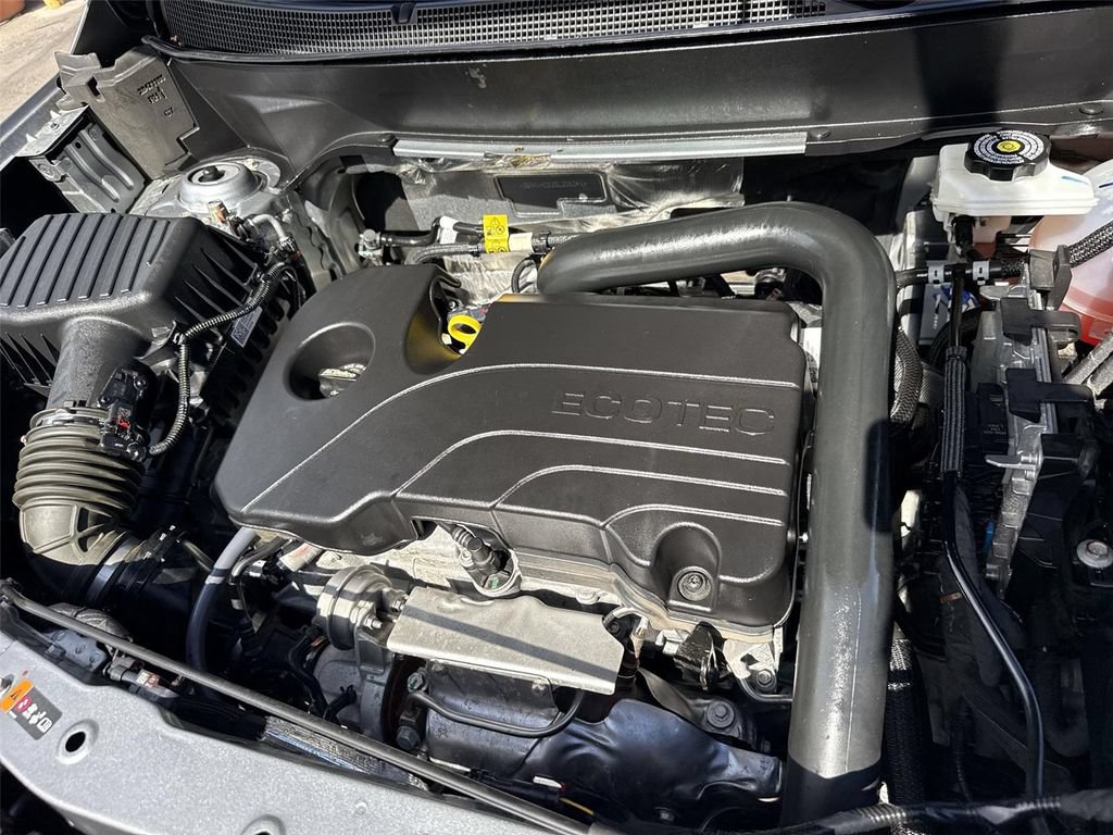 Used 2025 Chevrolet Equinox LT FWD image 27
