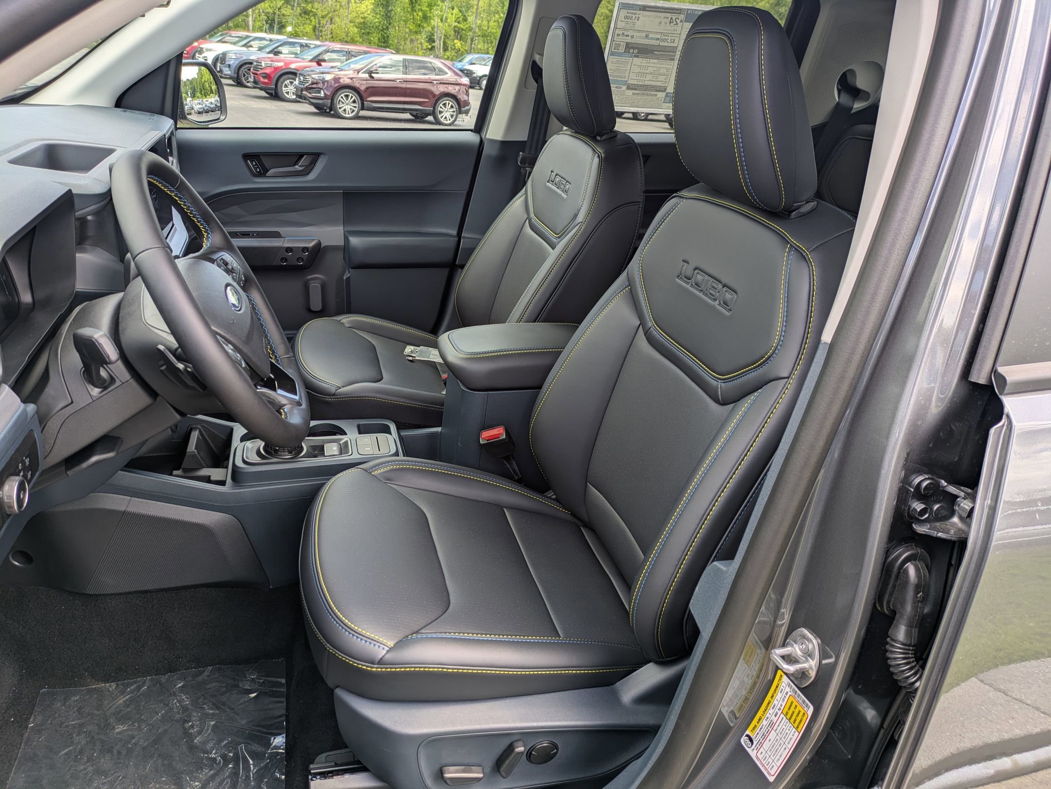 New 2025 Ford Maverick Lobo image 4