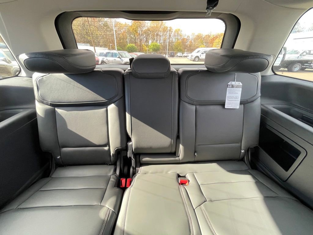 New 2025 Ford Expedition Active image 20