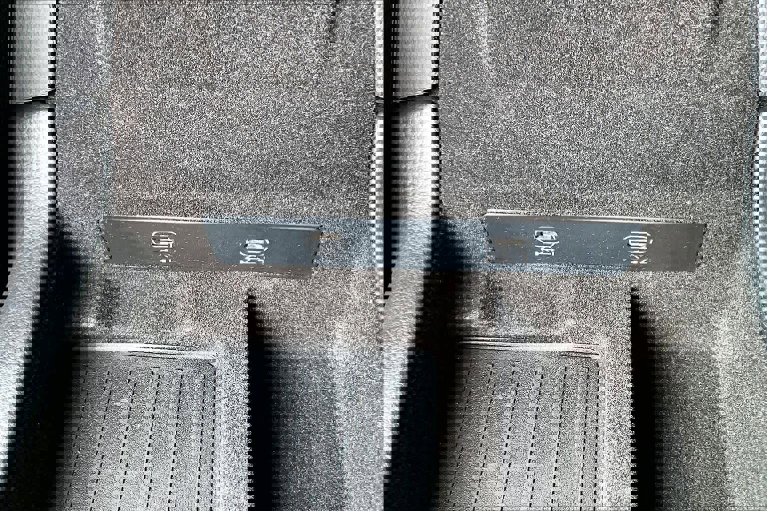 Used 2024 Audi A6 Premium image 37