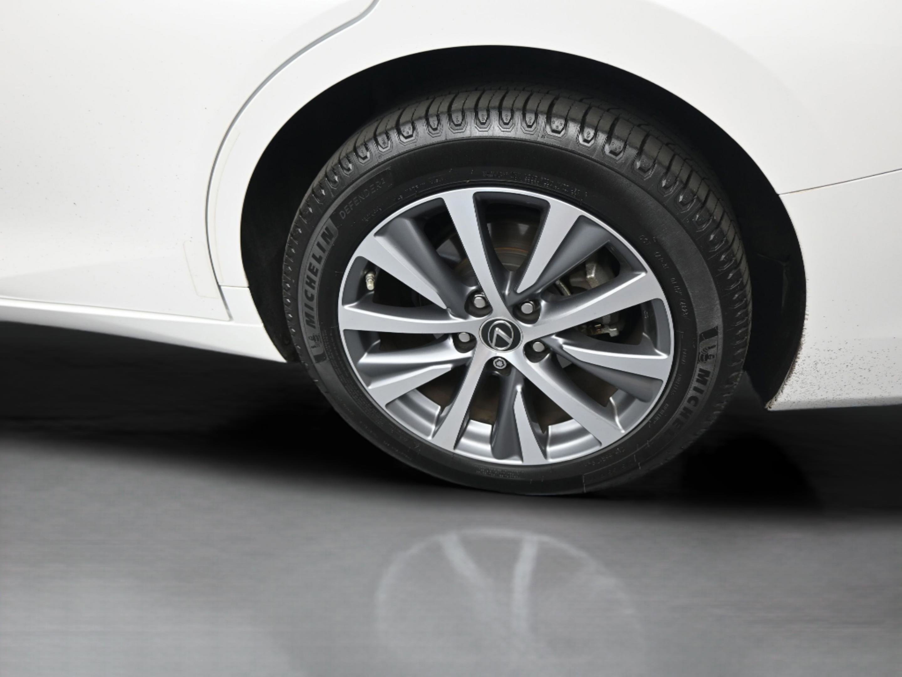 Used 2021 Lexus ES 250 w/ Premium Package image 37