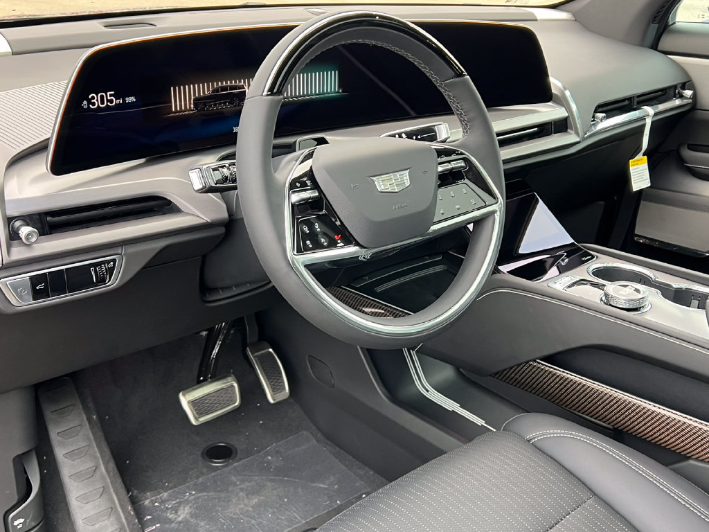 New 2027 Cadillac Vistiq Sport w/ LPO, Floor Liner Package AWD/4WD image 15