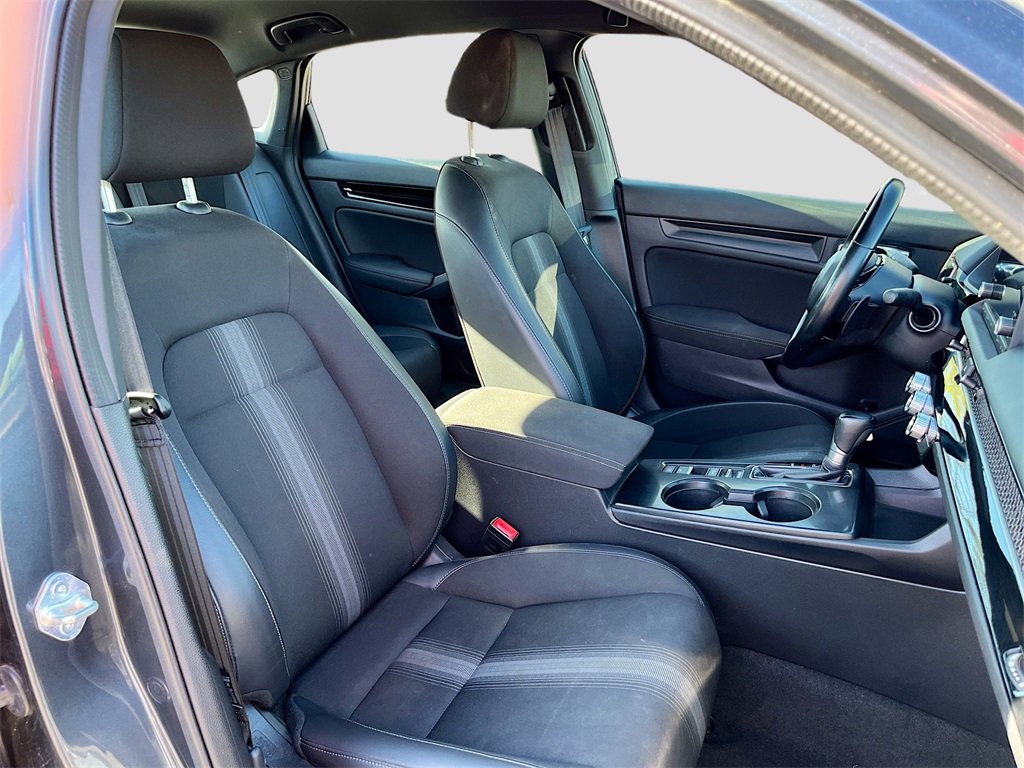 Used 2023 Honda Civic Sport image 25