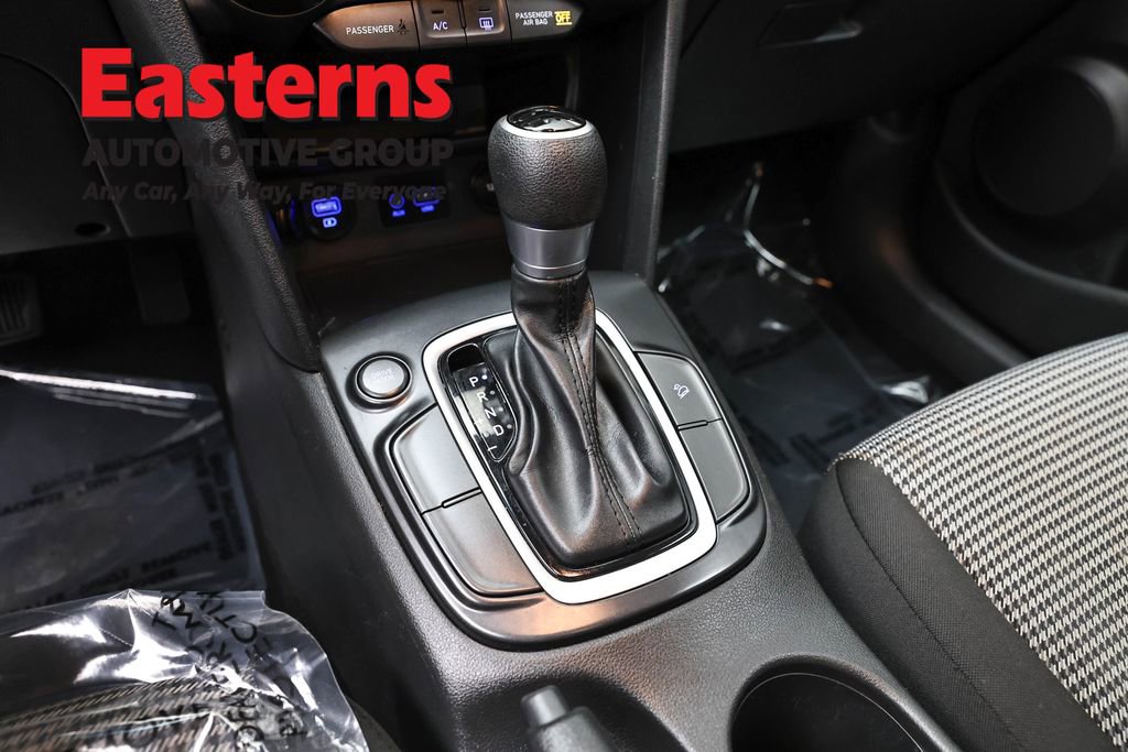 Used 2019 Hyundai Kona SE image 13