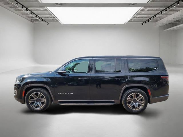 Used 2022 Jeep Wagoneer Series III AWD/4WD image 2