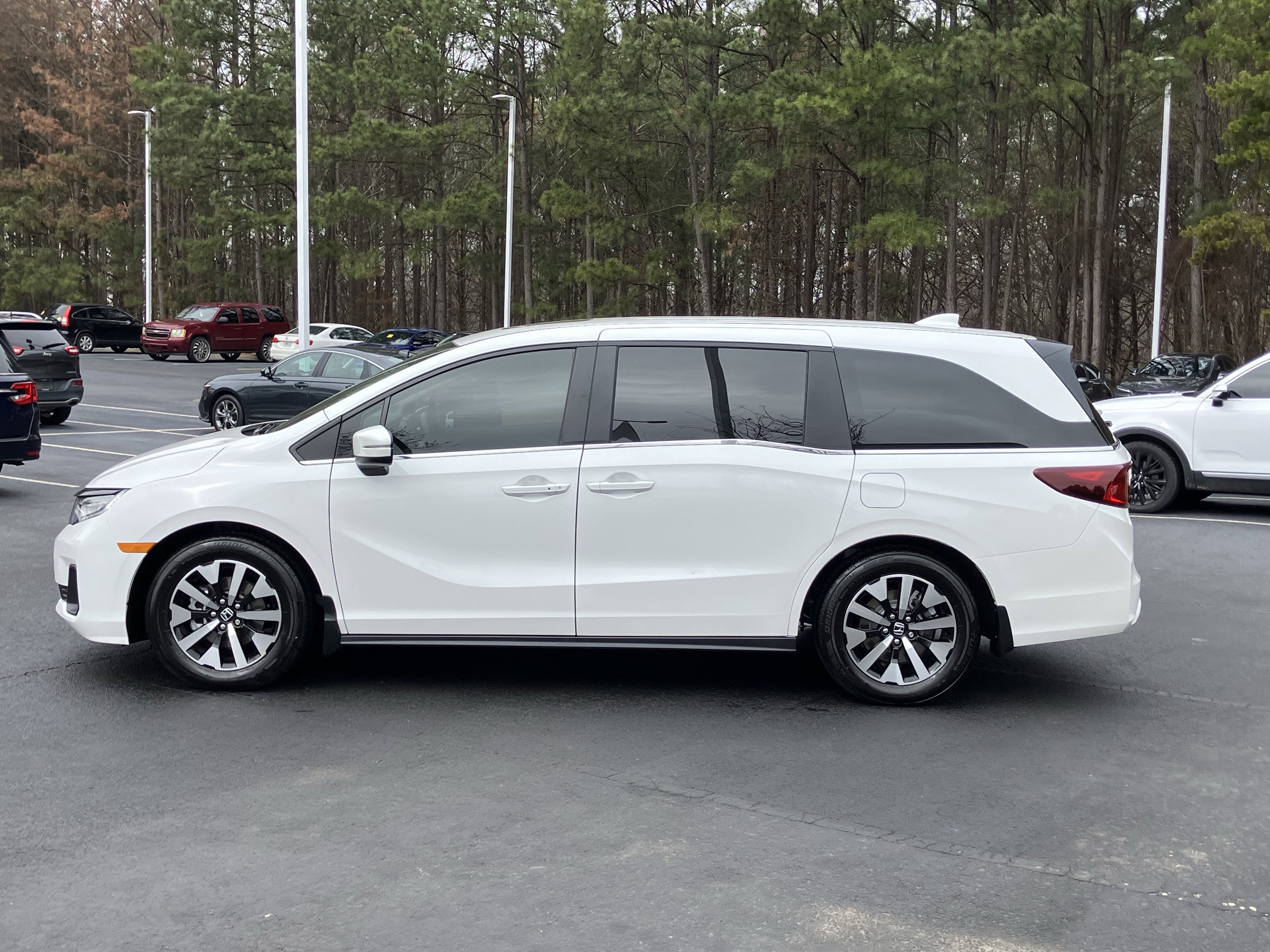 Certified 2026 Honda Odyssey EX-L image 8