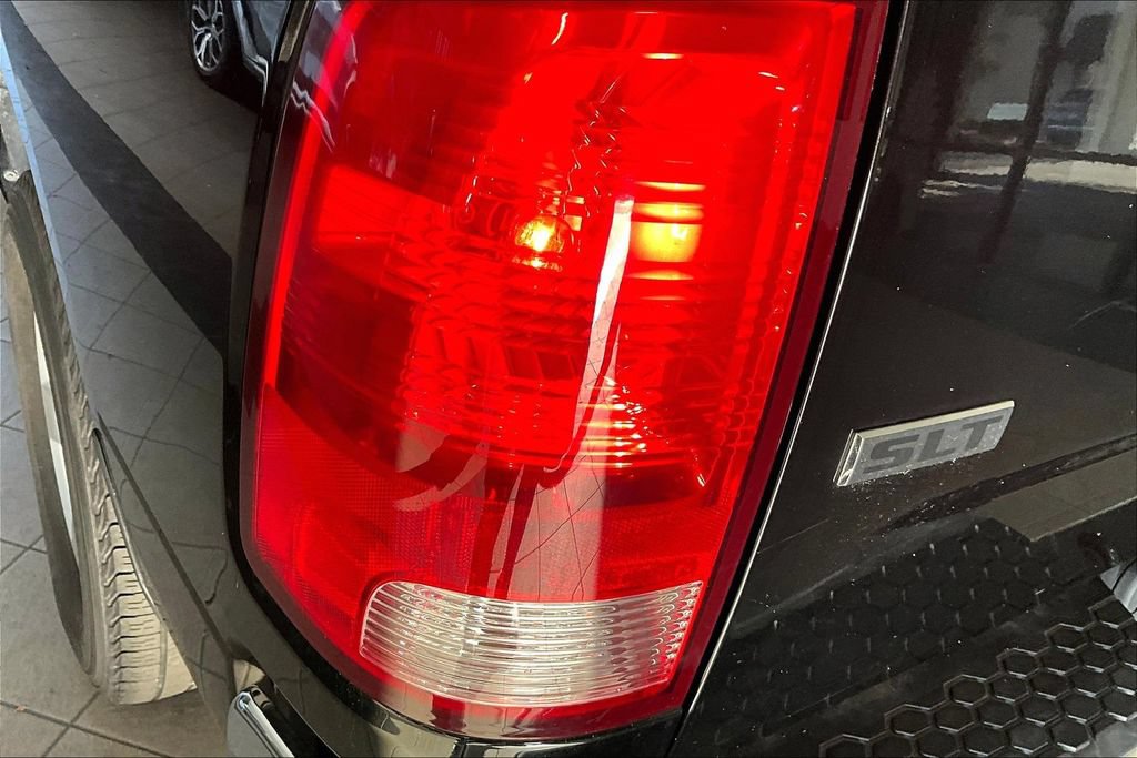 Used 2021 RAM 1500 Classic SLT RWD image 21