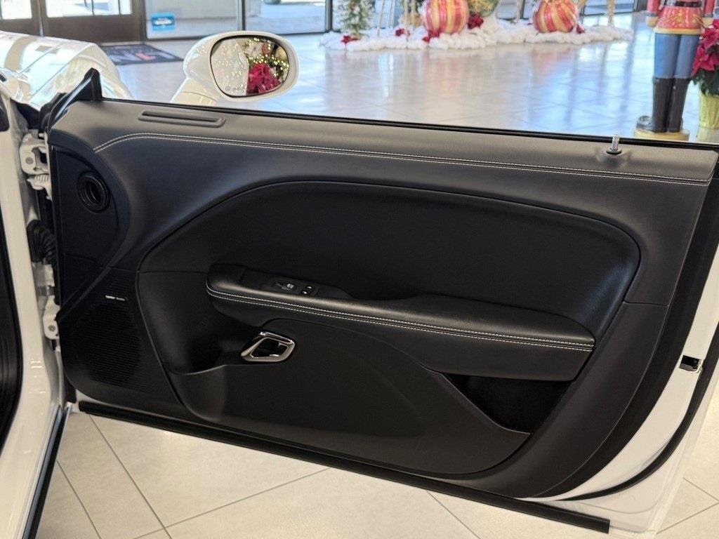 Used 2022 Dodge Challenger SRT Hellcat image 15